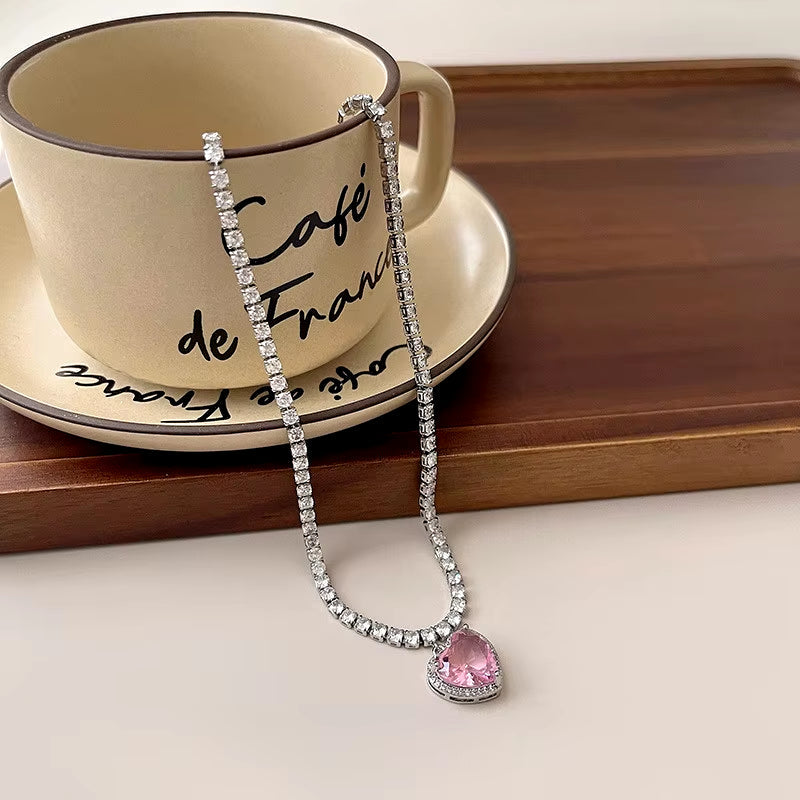 Pink Heart Pendant Necklace for Women Lovers Rhinestione Clavicle Chain Chocker Female Cute Crystal Moonstone Jewlery Gifts